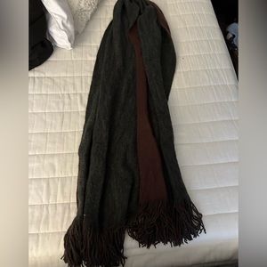 Burgundy/grey scarf